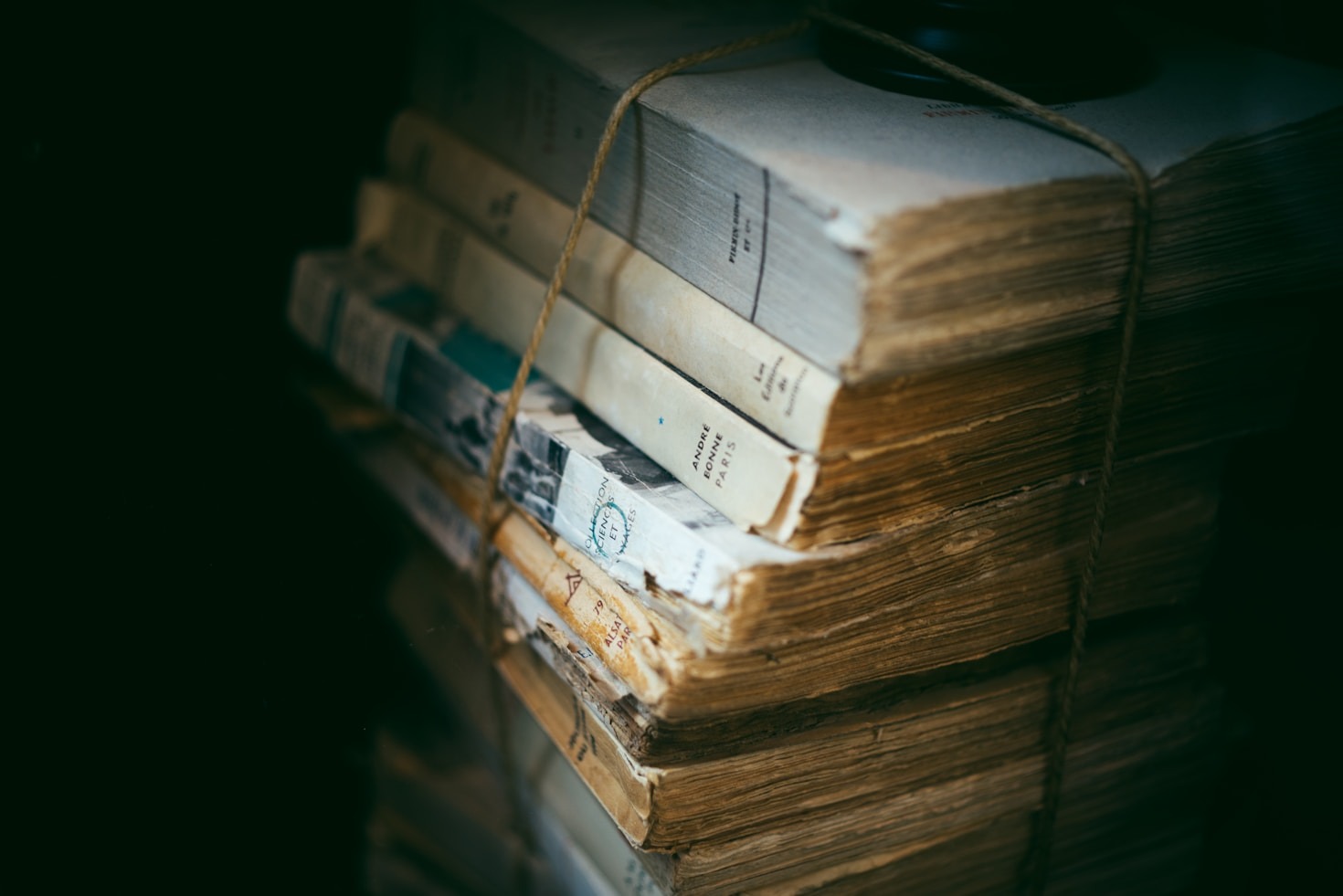Top 5 Victorian Mystery Novels by Irene Ashcroft